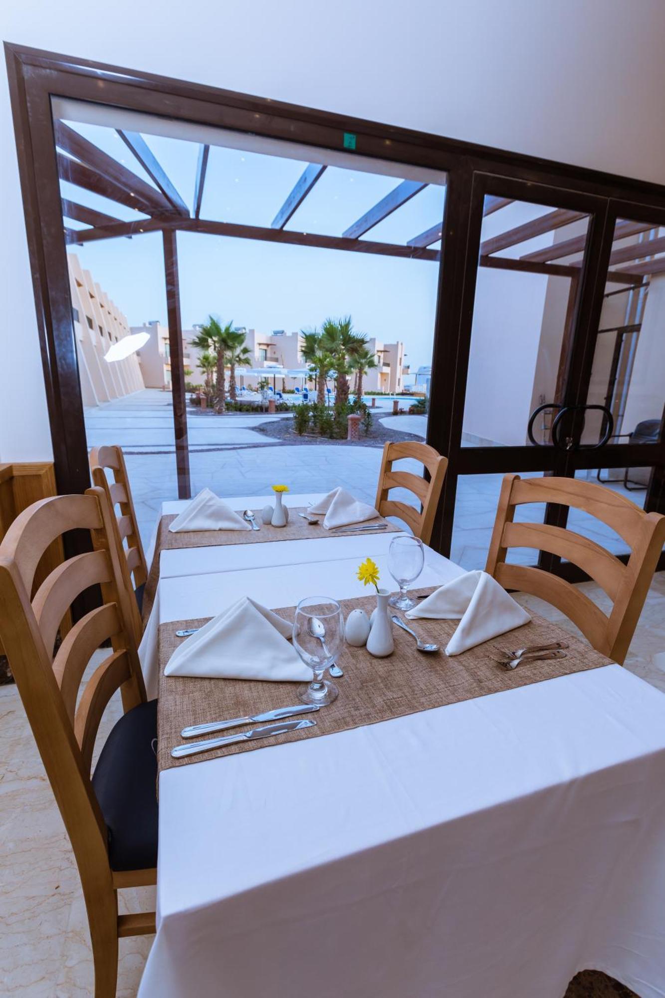 Sky View Suites Hotel Hurghada Exterior photo
